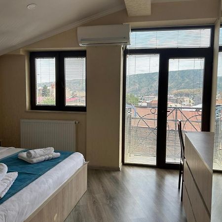 Tbilisi Center Hotel ภายนอก รูปภาพ
