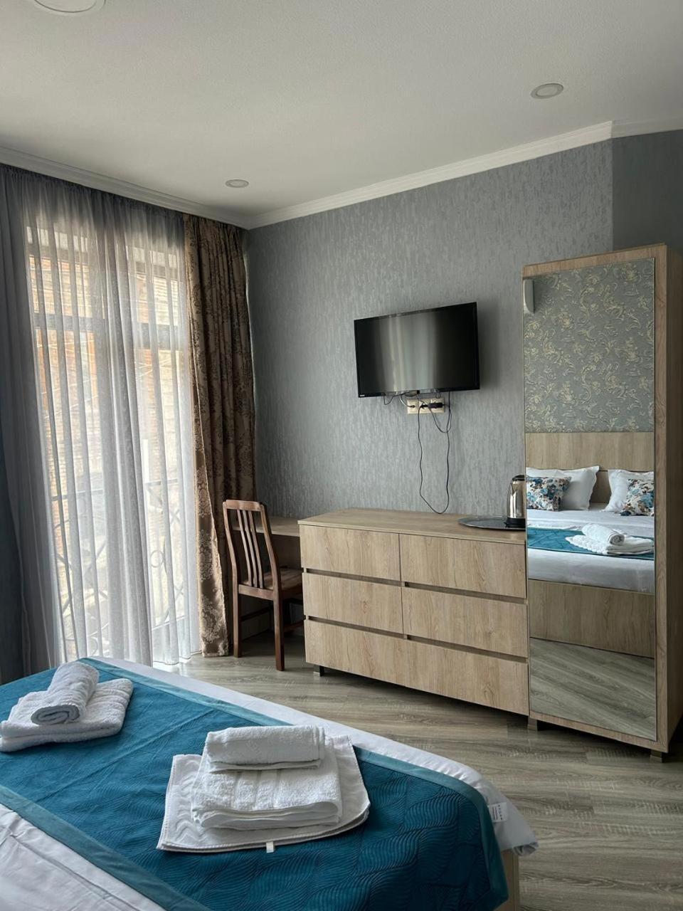 Tbilisi Center Hotel ภายนอก รูปภาพ